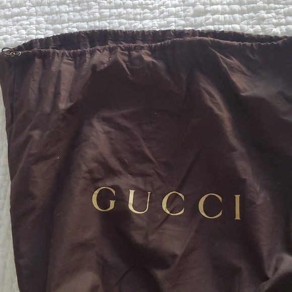 Gucci LG Sukey Bag, with Dust Cover in Original GG Canvas - Picture 6 of 9